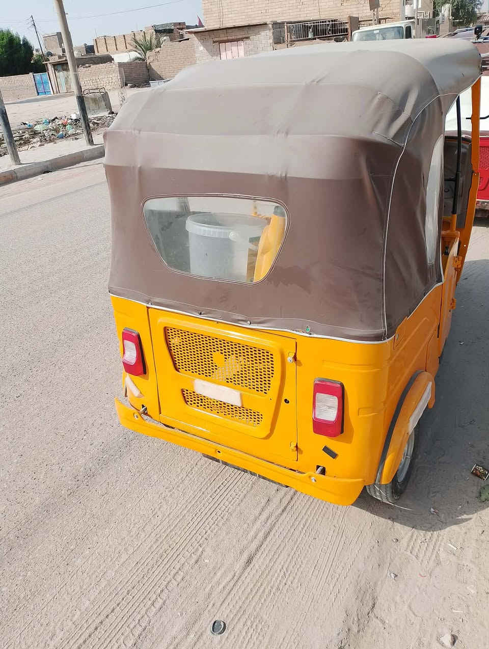 السلام عليكم شباب تكتك للبيع 21اوراق اوراق اصولي تكتك مصبوغه جماليه وبيها بعجون صفحه فقط ومكنه مفتوحه تكتك جاهزه خير من الله سعرها 5400وبيها مجال رقم ***********
