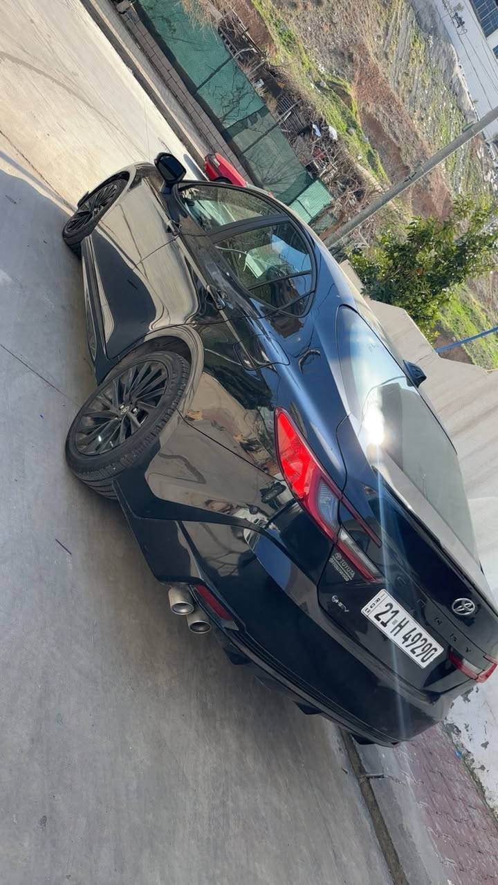 2025     
   0770 0346464 
یەک چەمەلغی بۆیاخە
