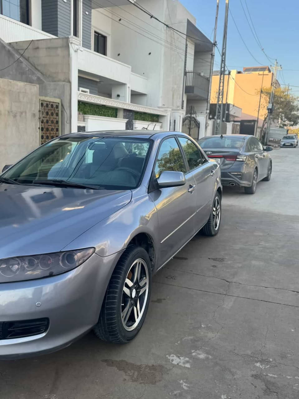 سلام عليكم  ورحمة الله وبركاته للبيع فقط مازدا موديل 2008   سياره صبغ عام للجماليه بدون اي دواخل وجاهزه رقم بغداد مشروع وطني محرك كير بل شرط تبريد شغال  سعر 74.  بي مجال للتوصيل ***********
