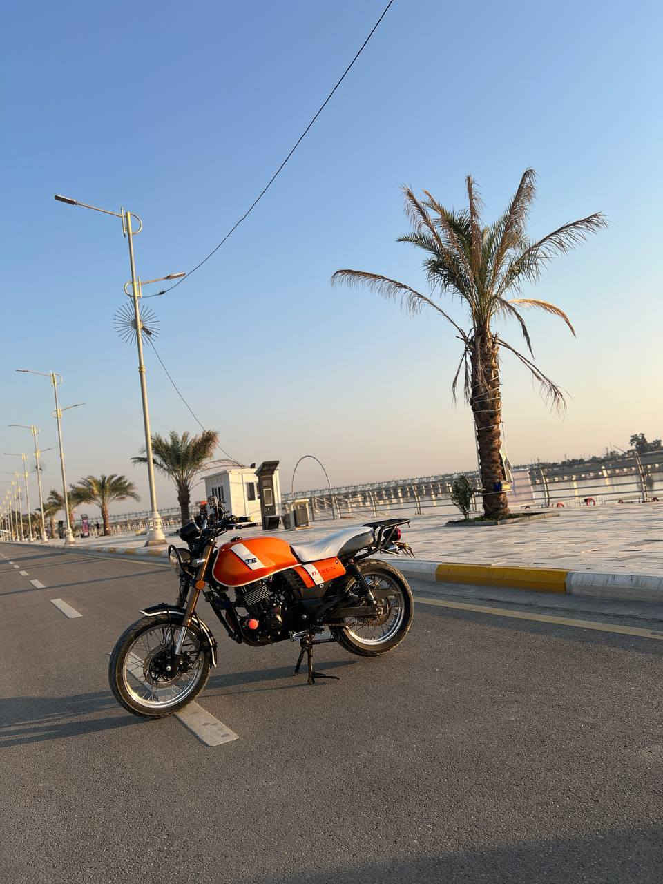 بسم الله
دراجه دايوان لايتي موديل 22 طالعه ب 23 لون برتقالي دراجه  مكفوله كفاله عامه تجي تفحص يم اي مصلح يعجبك بل كوت 

اوارق اصولي مدفوع كمرك ثاني يوم ترقم  اذا مو شراي ومو جناي لايتي لا تخابر ولا تراسل 

رقم الهاتف: ***********
