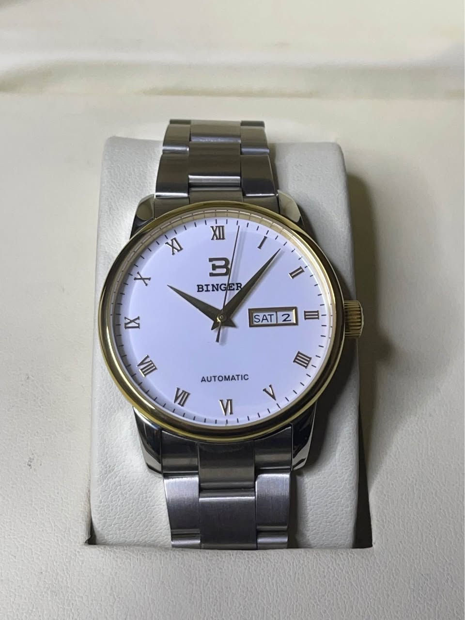 ساعة بنكر براند اوربي مكينة ياباني اوتوماتيك كشف
الساعة مختومة ضهر ومكينة وقفل
ضد الماء
جامة زفير ضد الخدش
ستنالس ستيل حقيقي
مع علبة الوكاله 
قطعه كلش حلوه ومميزه
القطر 38 ملم
السعر ٦٠ الف بغداد, العراق


**إذا كنت صاحب هذا الإعلان وتريد حذفه لأي سبب، رجاءا أرسل رسالة إلى الدعم الفني**