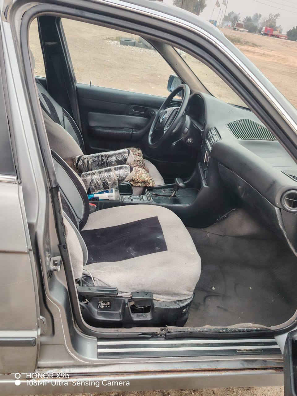 السلام عليكم بي ام موديل 91 للبيع محرك مسكر 25 تبريد ثلج سيارة جاهزة صاحبه يريد تحويل السعر 45 وبيه مجال بسيط ***********.  ***********
