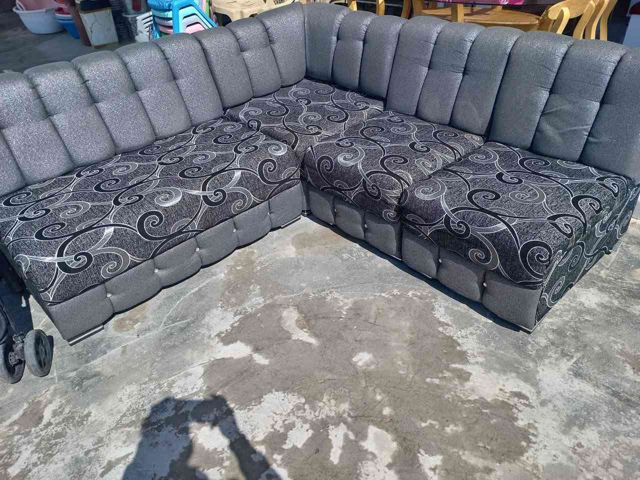 تخم ديوان عدد اربع قطع كركوك, العراق


**إذا كنت صاحب هذا الإعلان وتريد حذفه لأي سبب، رجاءا أرسل رسالة إلى الدعم الفني**