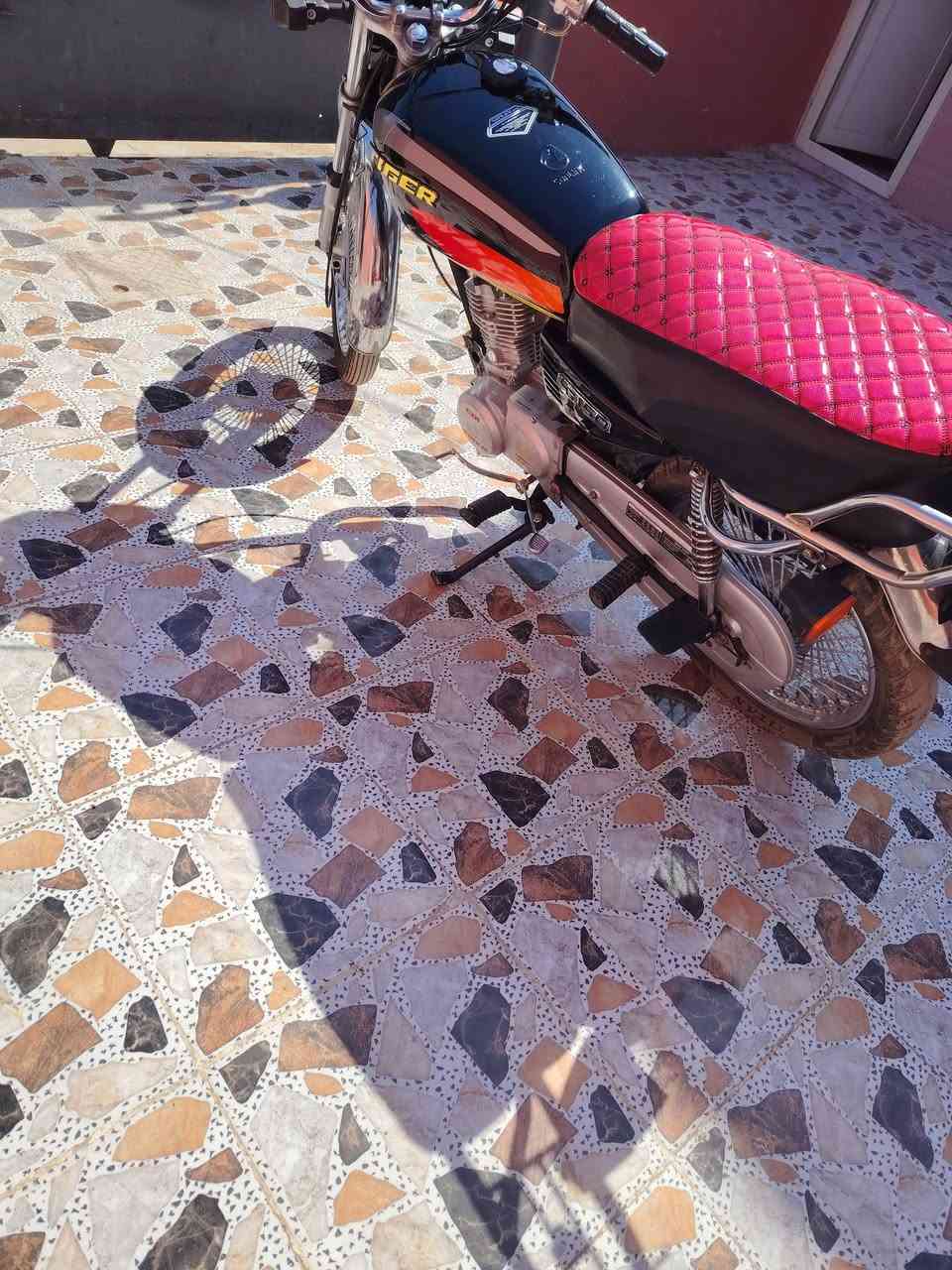 السلام عليكم دراجة تايكر موديل 2021 للبيع مكان ديالى بعقوبة السعر 400وبيها مجال للطيبين الستفسار على الرقم***********
