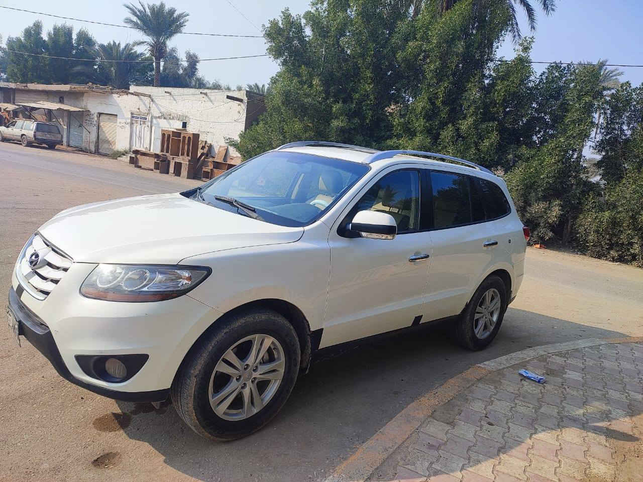 سنتافيا 2011بابل باسمي خليجي مكفولة كفالة عامة بيها جاملغ امامي رش بدون فتح اثر شخط فقط والباقي كفالة عامة سونار جديدة بمعنى الكلمه مكينة وكير وحدادية وتبريد تخم تاير جاهزة للأخير السعر 115بابل الهاشمية قرب المستشفى..فتحة شغالة وظع الشركة السيارة ***********
