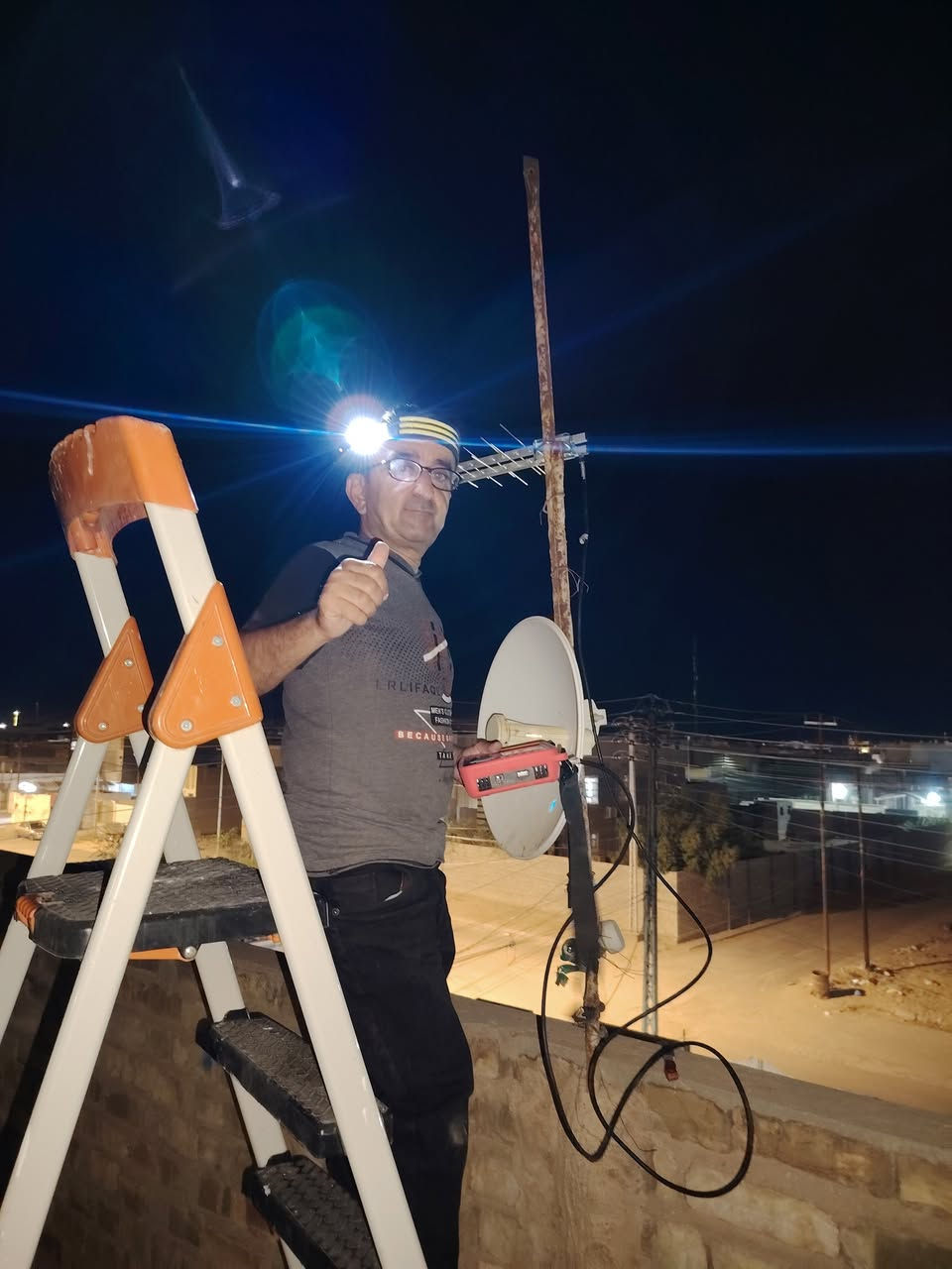 السلام عليكم من رخصة الادمن ارجو الموافقه ع المنشور تحياتي حبيبي الغالي ربي يحفظك / للتنصيب / ***********
