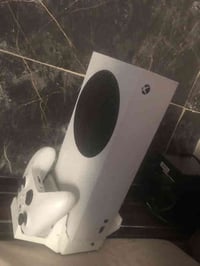 سيريس اس ملحقاته كامله عدا الكارتون جوستك اصلي مالته  جهاز ما مفتوح ذا...