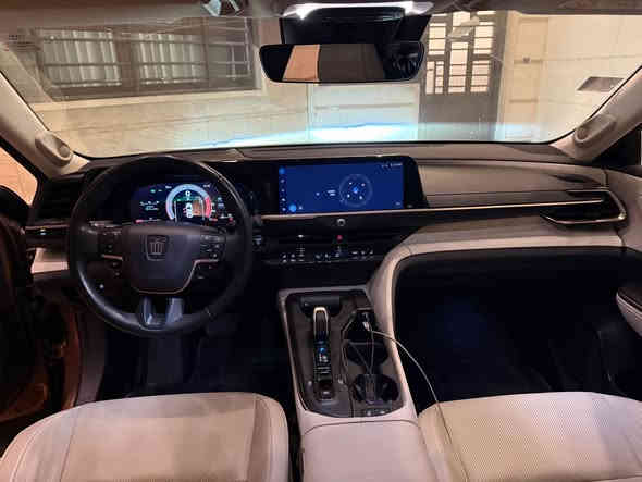 سلام وعليكم
كروان شاهينه تو كلر  اعلى فئه ماشيه 29 الف موديل 2023 
هايبرد

💢رقم بغداد   

💢بصمة
 💢 بانوراما
 💢كاميرات ٣٦٠ 
💢 مقاعد جلد
 💢 تبريد و تدفئة مقاعد
 💢 كراسي كهرباء
 💢 خزن مقاعد
 💢 تدفئة ستيرن 
💢 رادارات امامية و خلفية و جانبية
 💢نقطة عمياء
 💢داتو شوب 
💢ويل 21 
مكان واسط الزبيديه بيع او مراوس حسب القناعه 
للاستفسار اكثر ***********
السعر 415
