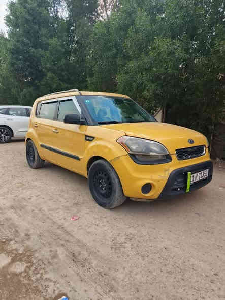 سلام عليكم كيا صول أمريكية حادث بنيد فقط بدون دواخل محرك كير صدر تخم تاير تبريد جاهزه رقم بغداد تحويل مباشر للبيع فقط استفسار اتصل *********** السعر 73 بيه مجال بسيط جدا العلوان كفات السيديه وبلعافيه عله ياخذه بغداد
