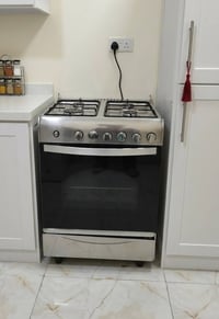 اغراض بيت نظيفات جداً  مكانهن حي الجهاد اكو توصيل اسعار مناسبه 0787755...