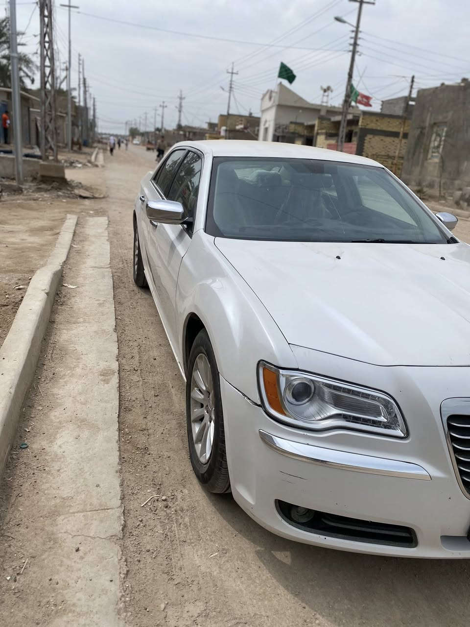 السلام عليكم اوباما2014كصه جنطه مكينه هيمي كير كصبه دواخل عسلي شاشه كبيره تخم تاير جديد منضومه زنون سياره نقص حداده فقط سياره زلق مابيهه كلش حلوه قفل ٥٨ترهم  مرارس مكان البصره رقم الهاتف ***********
