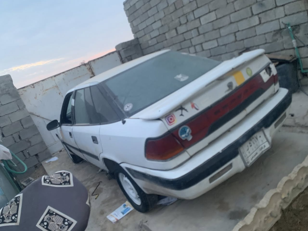 سلام عليكم مستعجل حيل علا بيعتها 1 صاحبها مااندله 2 السياره ما تشتغل لن بانزين ما يوصللها 
والباقي كدام عينك علا وضعها ابيع اكفلها مو كايمه  سعرها قفل (  9 اوراق  )ما بيها مجال مستعجل علا بيعتها وهاذ رقمي /‭0789 394 5896‬
