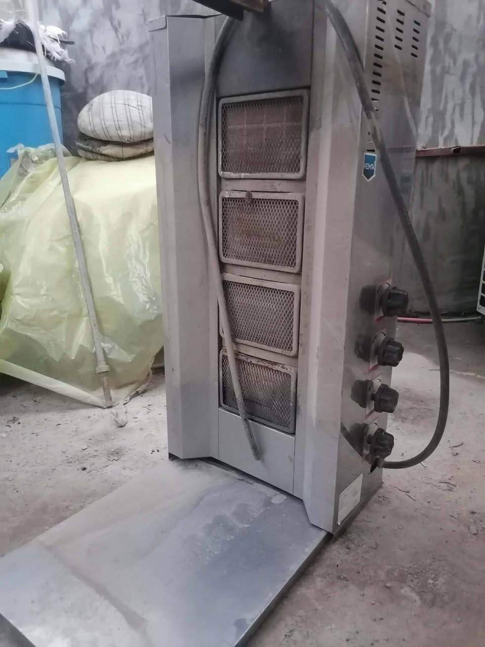 شوايه كص تركيا اربع عيون شغاله كلشي مابيها للبيع ***********
