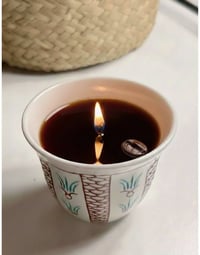 فنجان قهوة كلاسيكي • عطر قهوة فواح • شمع