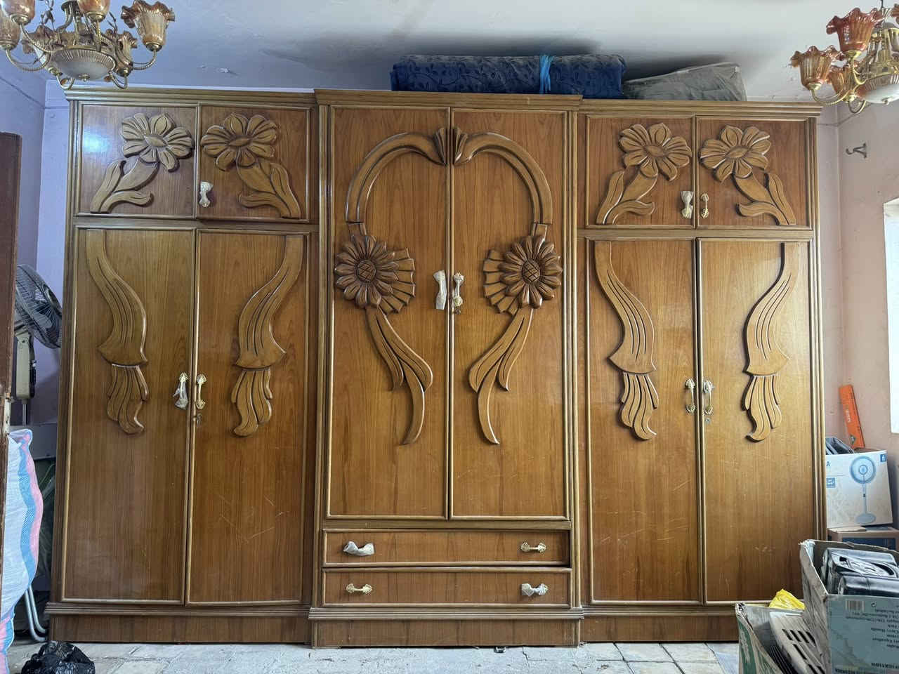 سلام عليكم أخشاب صاج تكمه كلش نظيفه البيع ***********
