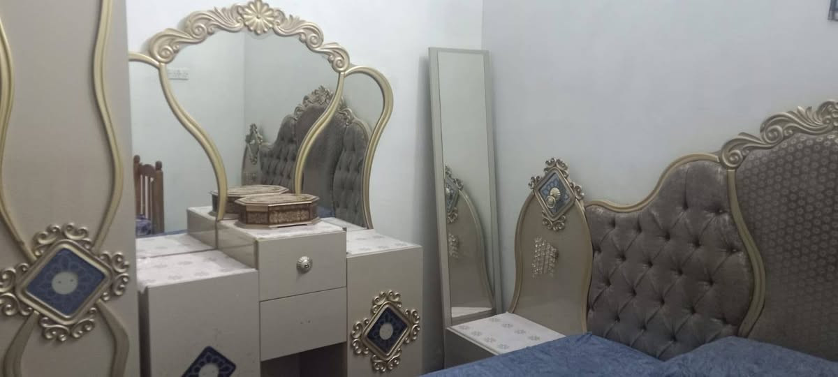 غرفه تركيه كامله نضيفه سعر ٥٠٠ المكان حي طارق ‏‪+964 787 997 2833‬‏
