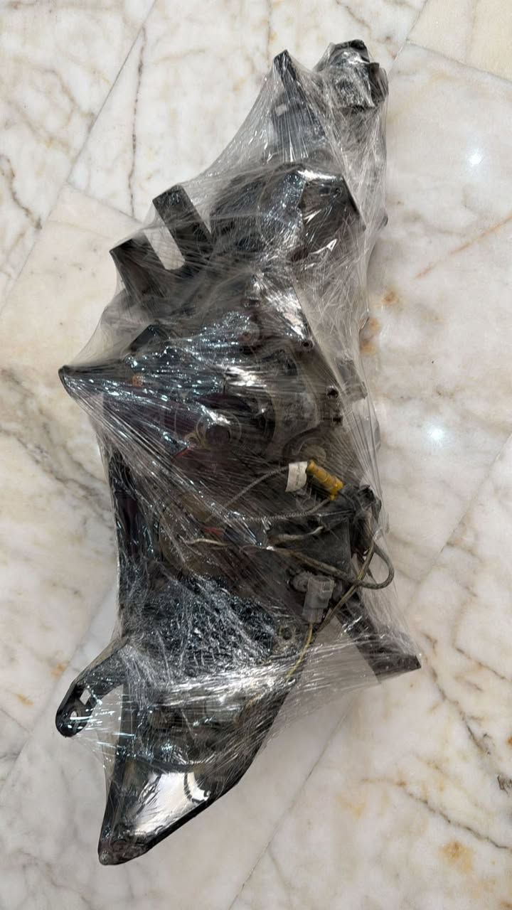 سلام عليكم للبيع
زوج لايت برادو 2017 سعر 300 ألف 
للتواصل بغداد كاظميه 
*********** 
***********
