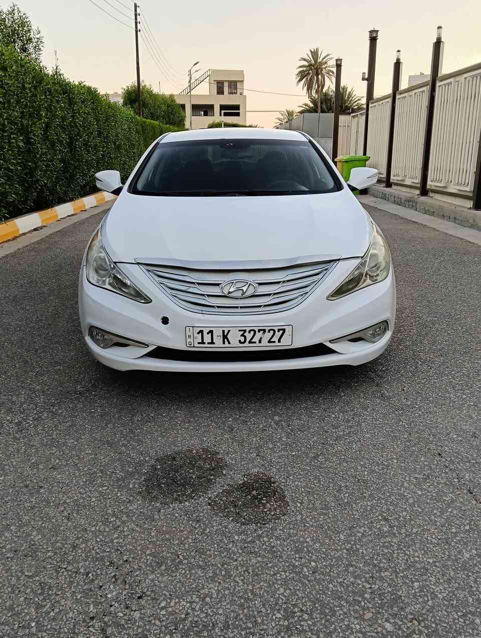 السلام عليكم للاستفسار اتصل *********** للبيع سوناتا 2014 وارد امريكي حادث ها بنيد رقم بغداد دولي فول مواصفات عدى البنراما بصمه كشنات جلد وكهرباء تدفئه تبريد بلكشنات تبريد بيانو محرك 2000 تيربو محرك كير كله جديد ماشيه 113الف سياره نضيفه مكاني بابل المسيب
