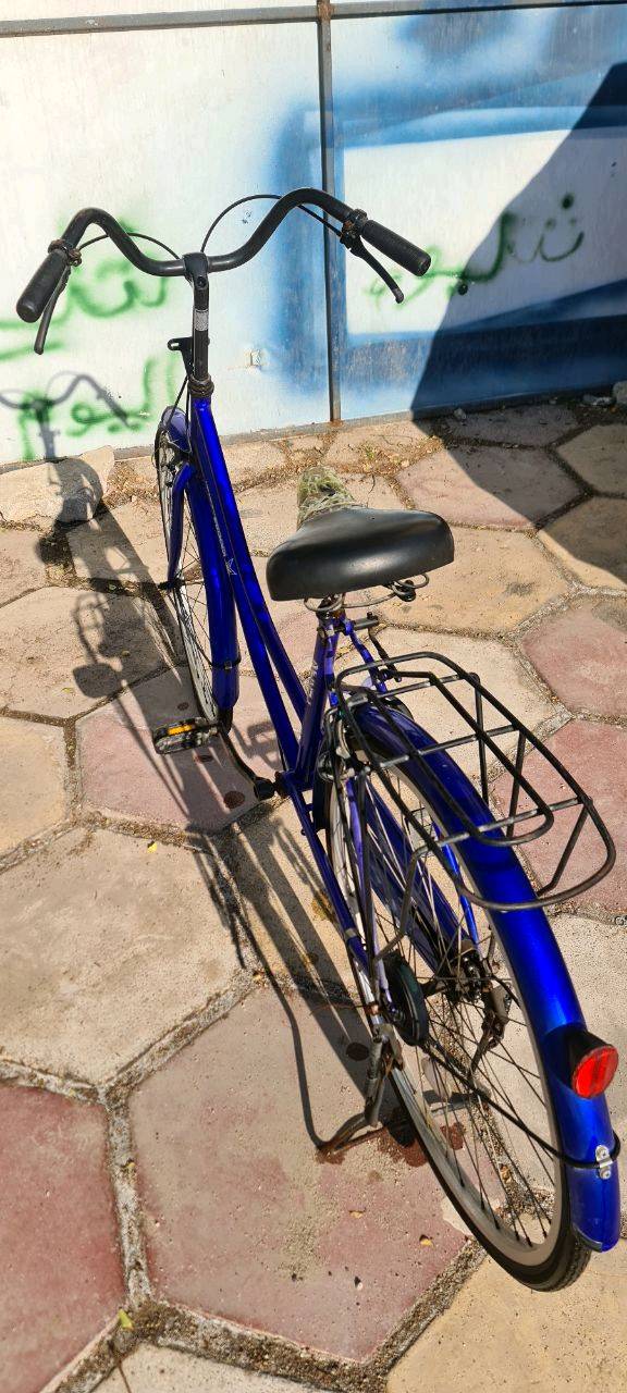 بيسكل سياحي للبيع
 نظيف جداً وحالته ممتازه ، ما يحتاج أي تصليح، تركبه وتمشي بي مباشره
💰 السعر: ٨٠ ألف
📍 المكان: البصرة – طويسة – مقابل مدرسة الخنساء
📞 رقم التواصل: ***********