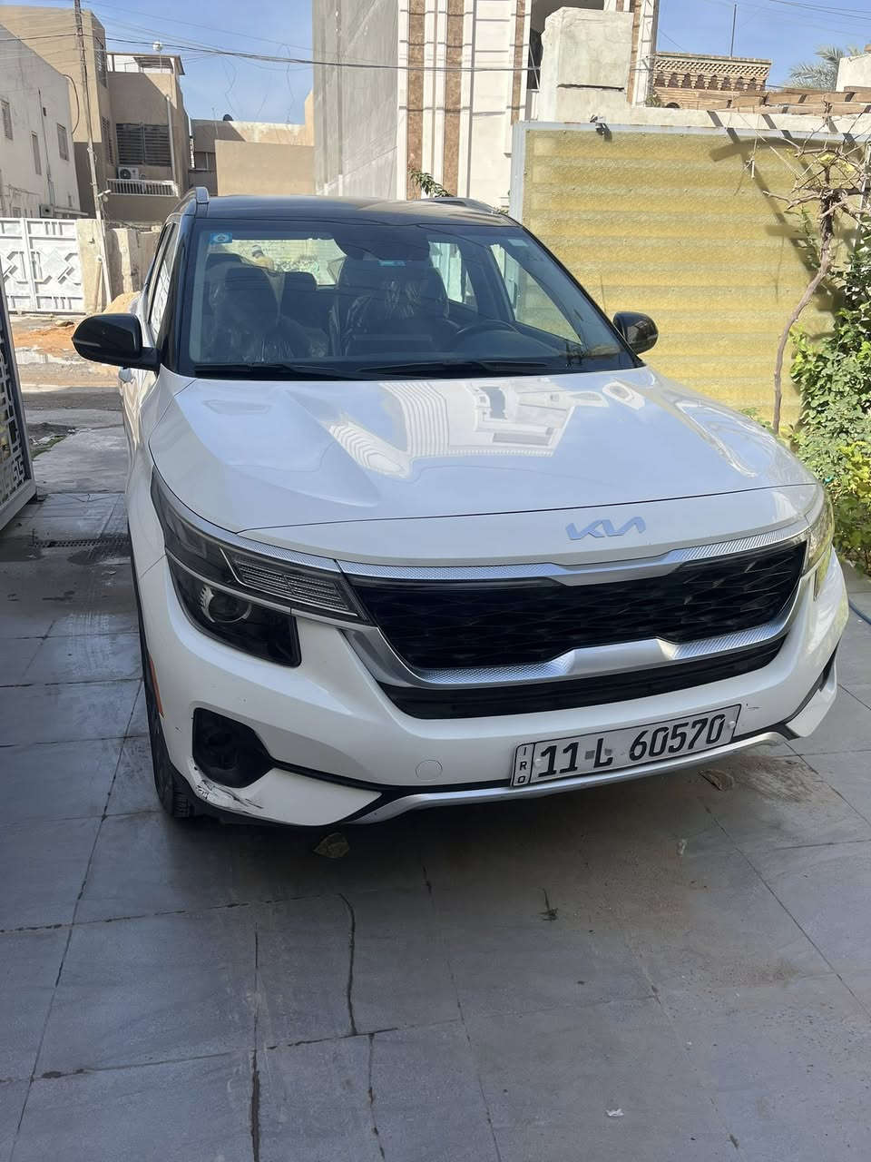 السلام عليكم 
كيا سلتوز 2022 ماشيه 50 الف 
محرك 200 وارد امريكي حادث جاملغ خلفي بارد الجهتين 
سيارة مواصفات S رقم بغداد  
مكان بغداد بحي الجامعة سعر 175 $ السيارة كفاله من كلشي
***********
