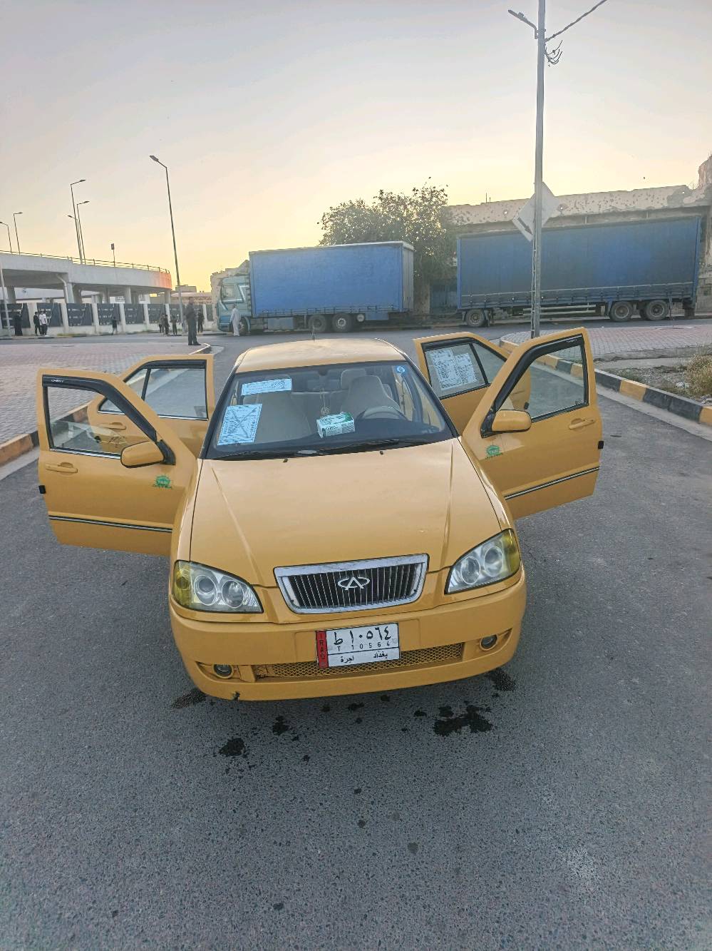 سياره شيري كوين نضافه فول سياره جكوج مابيها محرك اثر نفخ كير شرط هيئه غرامات صفر هزه كامله معامله كامله بس على البصمه شرعي بل موصل سعر 26 بيها مجال  مراسله خاص او تصال ع رقم *********** وبي واتساب