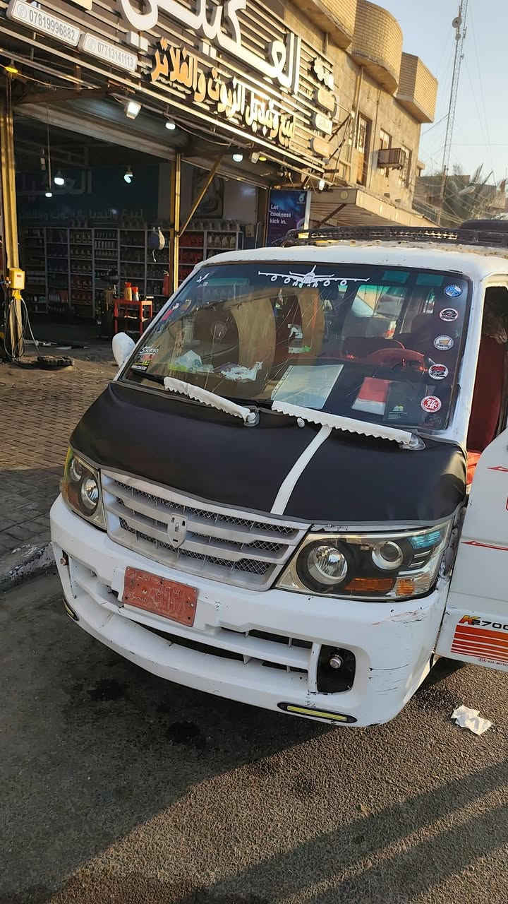 جنبي 2008
مكينة ونجي 6 سلندر جديد كشنات جلد سيارة رقم صدامي اصولية 
بيها خط السعر (((( 40$ )))) قفل 
اتكفل بالرسميات 
***********
البصرة مدارس البصرة الفيحاء
