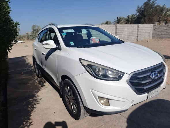 السلام عليكم توسان للبيع 2014خليجي ماشيه 119مكفوله من الضربه والتبديل بيه بارد بالبنيد اثر سقوط سقيفه وسقوط طابوكه على القماره مما أدى إلى صبغ جزء صغير من القماره تبخير ثلث القماره شرط لا الضربه ولا تبديل ولا كص والسوانار مرفق معه الصور السعر 140وبيه مجال الإتصال على الرقم التالي ***********
