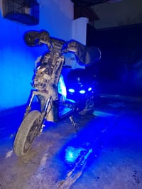 R11 • بطاريات ضعيفة • للبيع