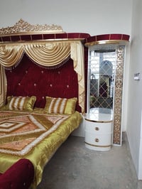 غرفة ٨قطع نضيفه السعر ٥٥٠وبيه مجال الشراي الموشراي لايعامل رجان اي ستف...