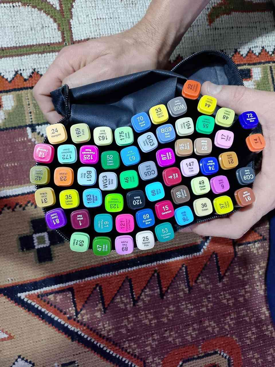 سلام عليكم هذني الصباغ طلعلي بالامزون واحد 61 لون للبيع  الي يريدهن ينطيني سعر بيه كون يرضيني ويرضيك سعر


**إذا كنت صاحب هذا الإعلان وتريد حذفه لأي سبب، رجاءا أرسل رسالة إلى الدعم الفني**