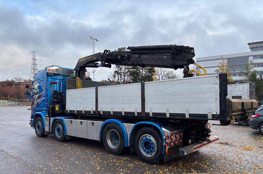 Scania G490
سنة الصنع 2017
ممشى 400.000 كم 
ناقل حركة أوتوماتيكي 
قوة المحرك 490 حصان 
عدد المحاور 4 
3 محاور توجيه 
رافعة pk34002
قدرة الرفع 10 طن
السعر 580 ورقة
سعر واصل شمال العراق


**إذا كنت صاحب هذا الإعلان وتريد حذفه لأي سبب، رجاءا أرسل رسالة إلى الدعم الفني**