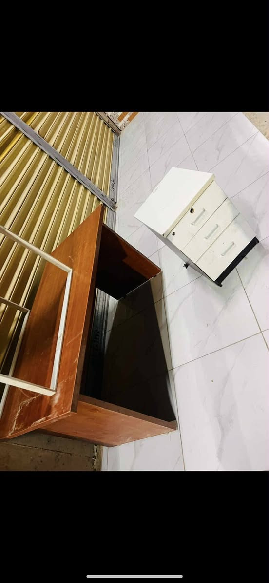 للبيع ميز مع مجراته سعر 90 وعنوان فلوجه شهداء قرب محطه الجوهره رقم *********** للإستفسار
