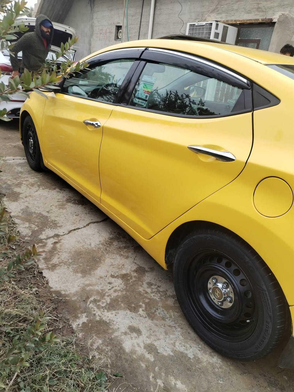 النتره موديل ١٢ حادث جاملق امامي يمنه فقط سياره ليبل واحد ماعده جاملق اليمنه بدون ايرباك فول بصمه تحكم ستيرن شاير بل مري تبريد صدر كله جديد دوشمه عام مكان ابو غريب سعر /110 وبيها مجال  ***********
