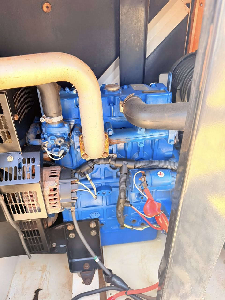 بيركنز إنكليزي كاتم 22 كيفي وارد اوربي المولد على وضع الشركة
العنوان بابل للاستفسار *********** 
*********** 
يوجد توصيل لجميع المحافظات
