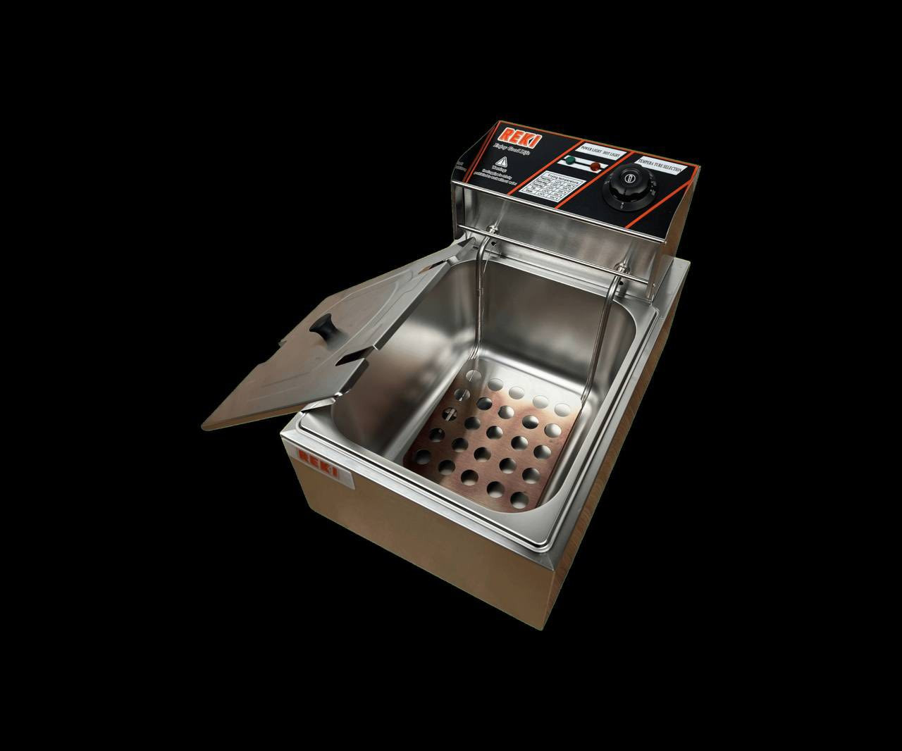 قلاية زيت كهربائية ريكي REKI – سعة 6 لتر
الاستخدامات

مثالية لقلي البطاطس، الدجاج، السمك، الكوردن بلو، والوجبات السريعة المتنوعة.

مناسبة للمطاعم الصغيرة، الأكشاك، أو الاستخدام المنزلي لعشاق الأكل المقرمش.

تساعد في تحضير كميات كبيرة من الطعام بسرعة وكفاءة.

المميزات

سعة كبيرة 6 لتر تكفي لتحضير وجبات عائلية أو تجارية بسهولة.

قدرة تسخين عالية 2500 واط تضمن تسخين الزيت بسرعة وتوزيع حراري متجانس.

تحكم دقيق في الحرارة من 60° إلى 200°C مع مؤشر ضوئي يوضح التشغيل والتسخين.

تصميم من الفولاذ المقاوم للصدأ (ستانلس ستيل) مقاوم للصدأ وسهل التنظيف.

سلة قلي مزودة بمقبض بلاستيكي عازل للحرارة لسلامة الاستخدام.

غطاء معدني مع فتحة تهوية يمنع تناثر الزيت أثناء القلي.

لوحة تحكم أمامية بإنارة مزدوجة (POWER  HOT) ومقبس اختيار درجة الحرارة.

مؤشر حرارة مخصص لعدة أنواع أطعمة (دجاج، سمك، ستيك، بطاطا).

حماية من الجفاف (Spill Limit Switch) تمنع تشغيل السخان بدون زيت.

مزودة بقاعدة معدنية داخلية مثقبة لتوزيع الحرارة بشكل أفضل وحماية عنصر التسخين.

الجهد الكهربائي: ‎220–240V‎  التردد: ‎50Hz‎.

محتويات الصندوق

القلاية الكهربائية سعة 6 لتر.

سلة قلي معدنية بمقبض مقاوم للحرارة.

غطاء ستانلس ستيل.

لوحة تشغيل حرارية مدمجة مع مصابيح مؤشر.

دليل الاستخدام باللغات المتعددة.

الملاحظات

الأبعاد الكلية للكرتون: الطول 45 سم × العرض 30 سم × الارتفاع 29 سم.

بلد المنشأ: الصين (Made in P.R.C).

يُمنع تشغيل الجهاز بدون وجود زيت داخل الحوض.

يجب تنظيف القلاية وفصلها عن الكهرباء قبل أي صيانة أو غسل.

يوصى باستخدامها على سطح مستوٍ ومستقر وبعيد عن الماء.


**إذا كنت صاحب هذا الإعلان وتريد حذفه لأي سبب، رجاءا أرسل رسالة إلى الدعم الفني**