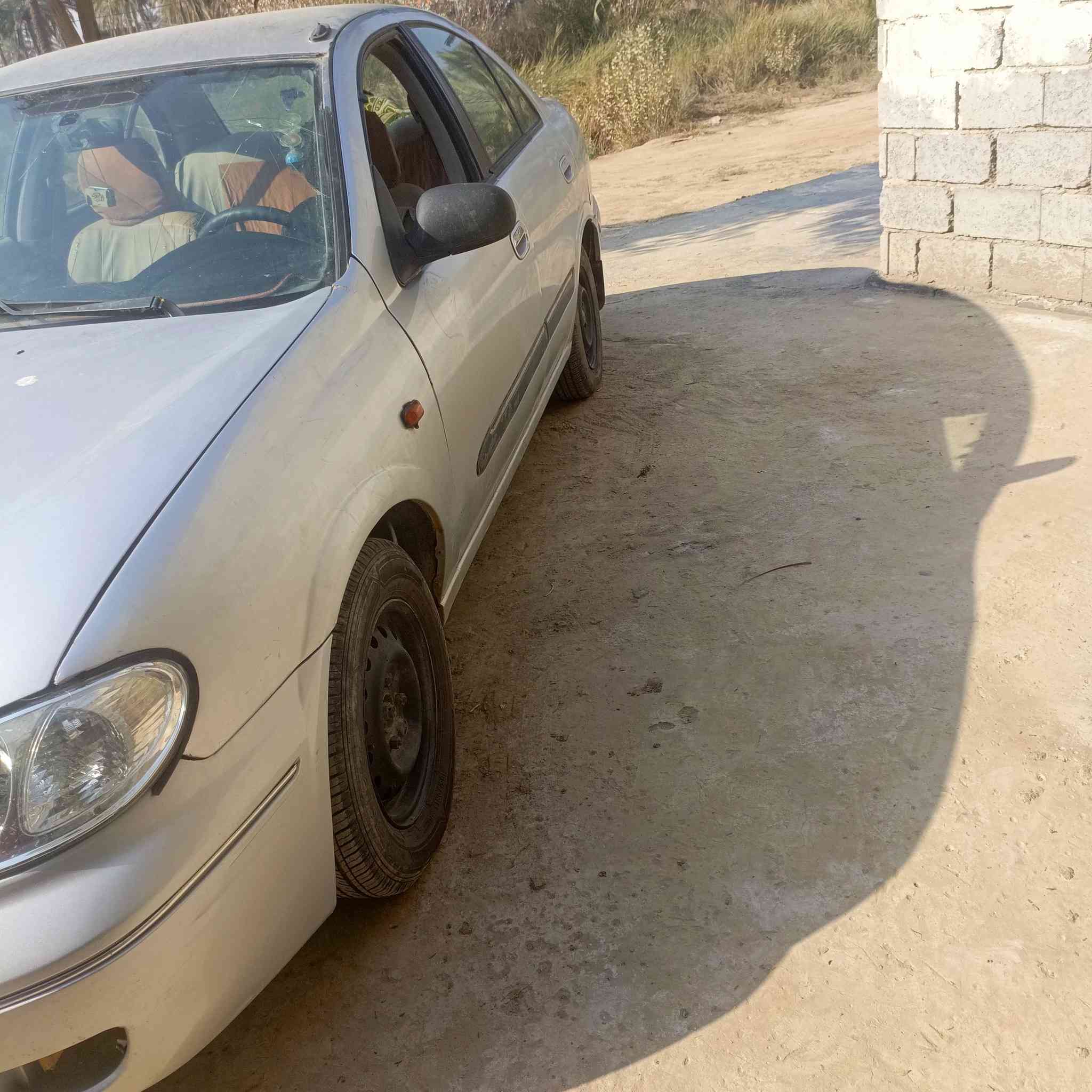 للبيع نيسان سني موديل( 2003) محرك سود كير عادي كير ومحرك كفاله عامه ) سياره جانت صفره ورجعناهاء رصاصي 
محرك  (الف وثمنمين ) سياره حلو مال جناي  لوحات نكليزي 
(مكان بغداد ابو غريب ) سعر75وبيه مجال💸🤍
