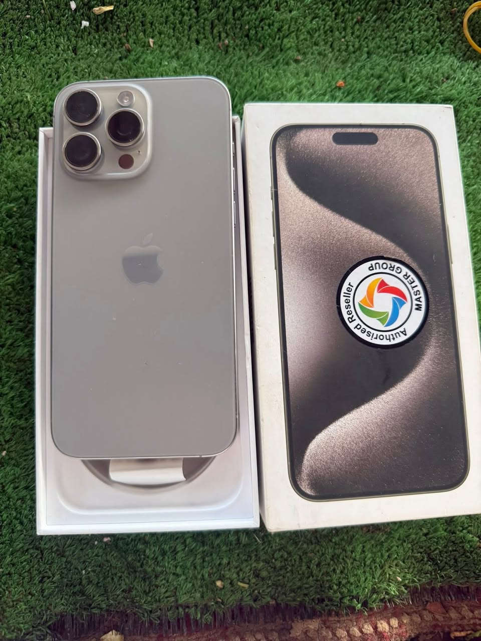 ايفون 15 برو ماكس نضيف حيل البطاريه 84 الجهاز السعر مليون 50 وبي مجال العنون بغداد رقم ***********
