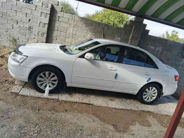 اسلام عليكم سوناته موديل 2008  وارد امريكي مصبوغه  لي موضح بسونار كم قطعه  السعر 110وبيه مجال ***********
