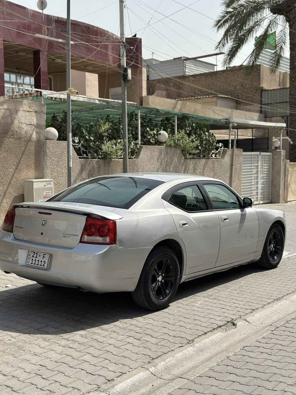 سلام عليكم
للبيع جارجر 2009 
رقم سليمانية مُميز ب اسمي
حادثها خفيف بدون ايرباك بدون دواخل
صبغ جاملغات وبنيد وهنا بالعراق بيهة جاملغ خلفي صور الحادث بالمنشور
مكينة 3500 6 سلندر
السعر مع الرقم 130$ بدون الرقم ماكو اشكال ينزل من السعر وانطيك رقم عادي
مكاني بغداد الجديدة
*********** مصطفى
