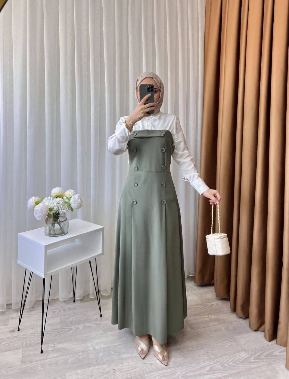 ✨️‏شروة اطقم قطعتين و3 قطع وعبايات 
✨️العدد 200 قطعة سيريات نظامي 
✨️قياسات 38 /// 46 
✨️السعر  13.50 💲دولار حصرا شيلة كل الكمية 
✨️باقي صور وفيديوهات 👇على الوتس👇
+905377654036


**إذا كنت صاحب هذا الإعلان وتريد حذفه لأي سبب، رجاءا أرسل رسالة إلى الدعم الفني**