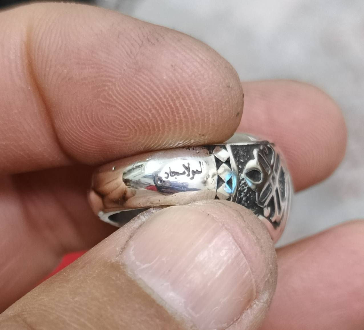 سليماني صياغة يدوية ٧٠ . الف 
بغداد حي النصر 
***********
