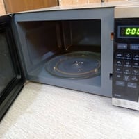 مايكرويف شارب • ٢٨لتر • البصرة المطيحه