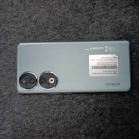 جهاز تلفون هونر 90/ذاكره 512نظيف للبيع بسعر 600وبيه مجال للاستفسار الا...