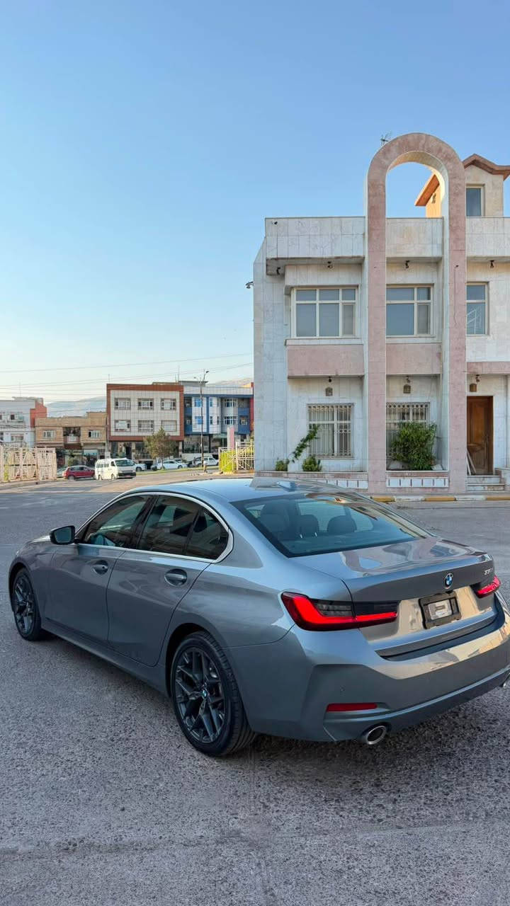 السلام عليكم 
 BMW 330i 2025
شكل جديد✅
سعر :275و مجال  

گير +محرك + شاصى + لغد + راديتر كله بشرط 
ملاحظة السيارة : فقط حافه بوند و جملغ صبغ   بدون نقطه دواخل
ارباگ طاك مرجع بلادى 100%

سياره جاهزه ما بيها دنار مصرف 

فـــــول مـــواصـفــات ١/١
فتحة 
اربعة ابواب بصمة
بصمة تشغيل 
تشغيل عن بعد (𝐑𝐞𝐦𝐨𝐭𝐞 𝐒𝐭𝐚𝐫𝐭)
هاند بريك بصمة 
مرية شفط كهربائي 
شاشة دشبول ديجيتال
سستم سماعات (𝐁𝐨𝐬𝐞)
كاميرة خلفي
اوتو ستارت (𝐀𝐮𝐭𝐨 𝐒𝐭𝐚𝐫𝐝)
اوتو ستوب (𝐀𝐮𝐭𝐨 𝐒𝐭𝐨𝐩)
تحديد سرعة ‎
رادار امامي (تحديد مسار)
رادار جانبي  (نقاط عمياء)
رادار خلفي (التحذير من الاصطدام)
حساسات امامي
حساسات جانبي 
حساسات خلفي 
كشنات جلد 
كشنات كهربائي
كشنات خزن+ميموري 
كشنات تبريد
كشنات تدفئة
استيرن تدفئة
تحكم استيرين
استيرن كهربائي 
استيرن خزن+ميموري 
تبريد لمس
تبريد مركزي 
لايتات ليد وعدسة زينون بيلادي
بلوجكترات ليد زينون بيلادي
بكلايتات ليد بيلادي
ويل كروم
وبعد هواي مواصفات …
تفاصيل اكثر الاتصال علی ارقام التاليه ‏
***********
                                                  WhatsApp -]

عنوان📍عقره 

‏ اكر, نينوى
