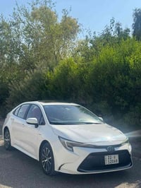 للبيع كورولا هايبرد موديل 2024 (صيني شكل الأمريكي) السياره مكفوله كفال...