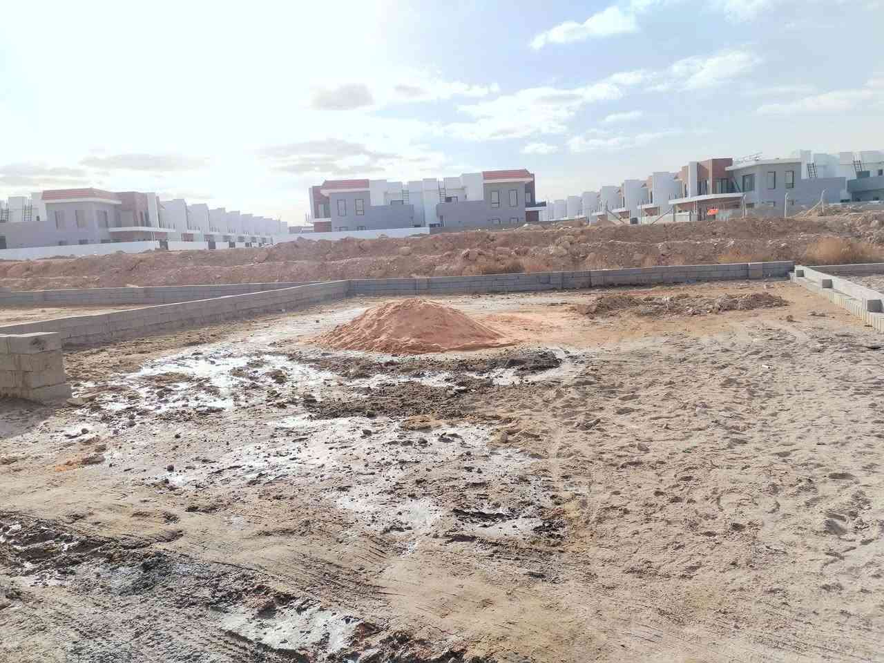 🔻 #قطعة ارض #للبيع

   #السسعر 18 مليون وبيها مجال 
 
🔻 #الموقع / الرمادي خلف مستشفئ الرازي قرب مجمع كاردن ستي 
🔻 #المسساحة / 150 متر 
🔻 #الوجة 8 نزال 19 
🔻 #طابو زارعي سند 25 
🔻 #الشارع 10 متر 
🔻 #السعر 18 مليون وبيها مجال 
🔻 #منطقة سكنية كامل خدمات 

🔻 #للأستفسار مكتب احمد المحلاوي للعقار 

🔻 #الهاتف / *********** / احمد المحلاوي 
🔻 #الهاتف / *********** 🔻
