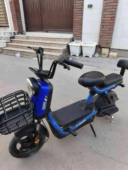 السلام عليكم
دراجة شحن للبيع
ريان حجم14 سرعة40 ملف1000W شاحنة موجودة بصمه فقط جديدة مكفولة (ثلاث سرعات) السعر 275 ومجال بسيط للطيبين مكان ناصرية مركز أي استفسار رقمي واتساب
*********** رصيد ***********
