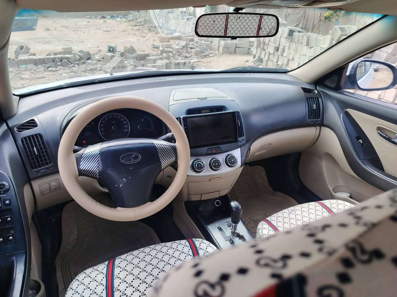 مراوس بستاركس
النتره مقدسه مديل ١١ نجف دولي بسمي فول مواصفات فتحه خليجية عليها ادامه عامه ربع ماتصرف عليها محرك ١٦٠٠ بيها صبغ ثلاث قطع بدون ظرر بدون داخل شرط بس الي موضح بالصور  كير محرك تخم تاير صدر خلفي وامامي جديد تبريد ثلج منظومه جديده غرفه بعدها زيرو السعر ١١٠ مجال حك جيه مكاني نجف بالمشخاب ***********
