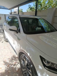 ​🚗 كيا سورنتو 2022 خليجي (6 سلندر) للبيع 🚗 المواصفات الأساسية: ​المودي...