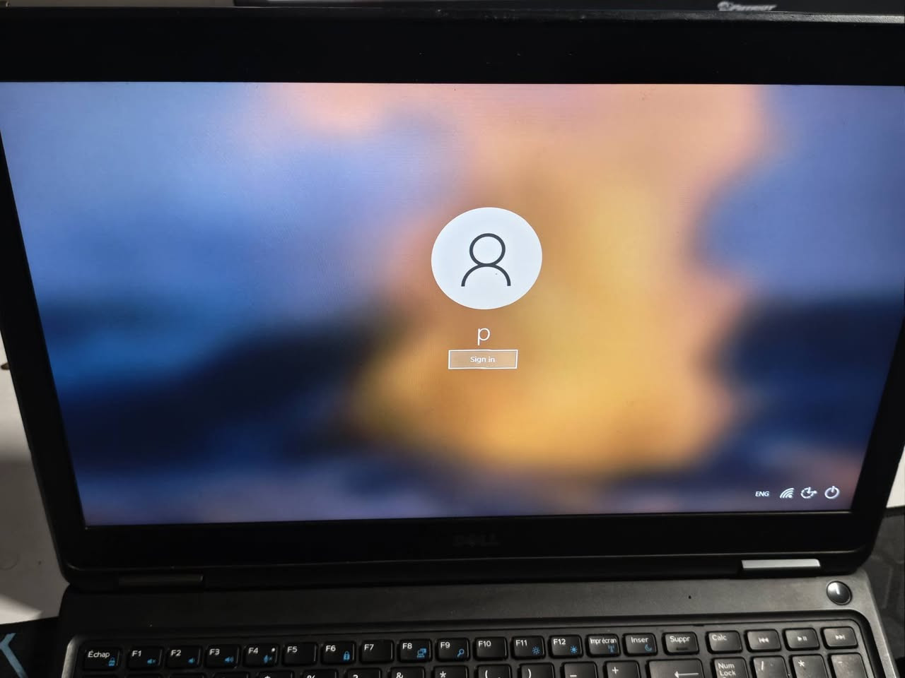 اسلام عليكم لابتوب للبيع نوعية dell الجهاز نظيف ممفتوح ولا مرة بطاريتة جديدة  الشاحنة اصلية 130wمستخدم بس للدراسة وليوتيوب الجهاز ما بي اي مشكلة بس السماعة مالتة بيها صوت
عنواني الدورة جمعية خير الله قرب اسواق شموسة

رقمي *********** موجود واتساب
